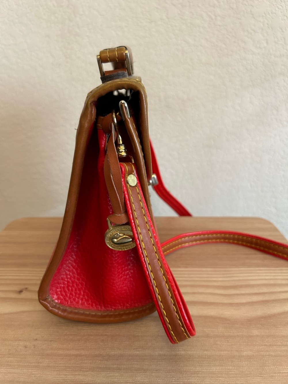 Vintage Dooney & Burke All Weather Leather Crossbody Bag - Picture 3 of 9